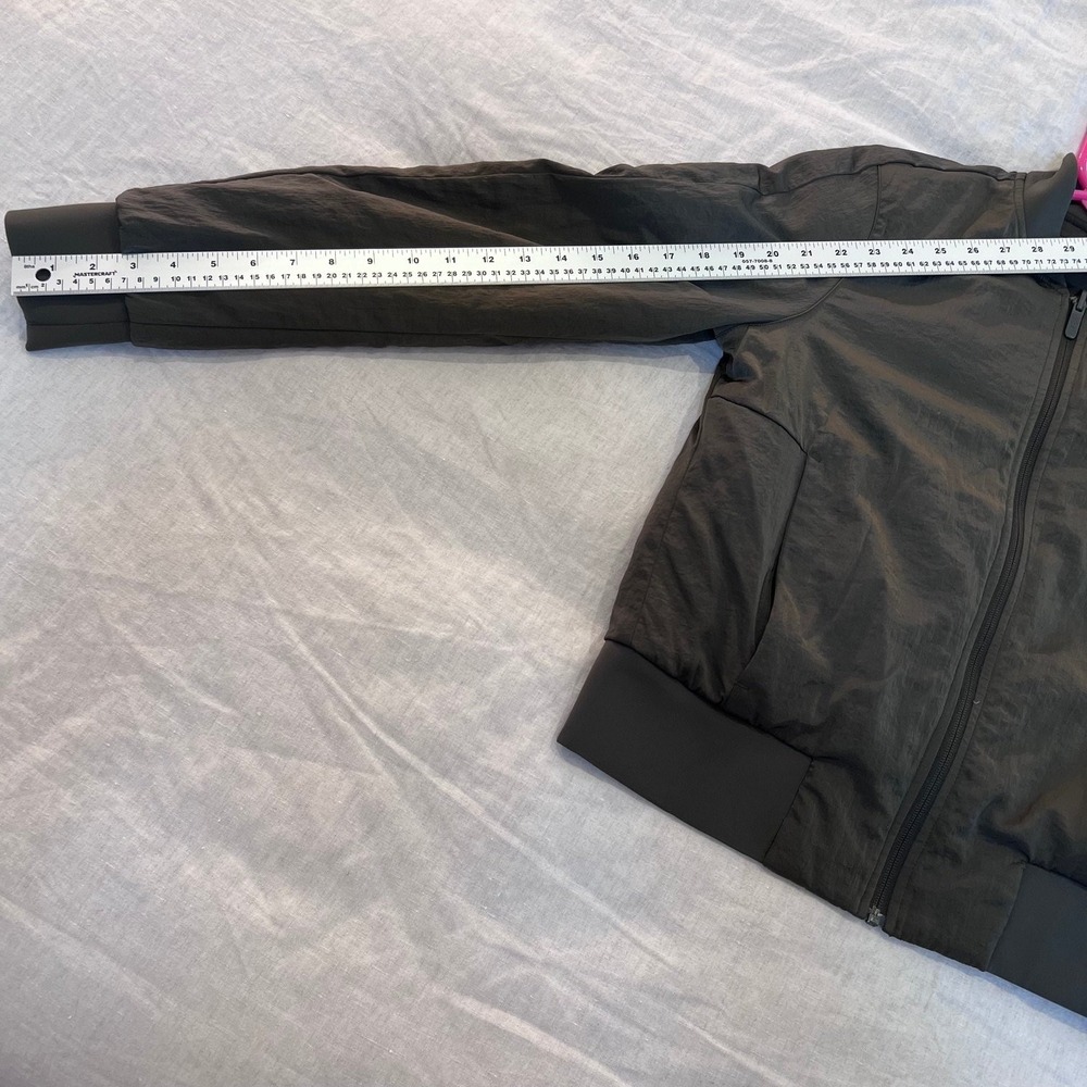Lululemon Women's Reversible Bomber Jacket Dark Green Full Zip Activewear Size 6 - Picture 12 of 14